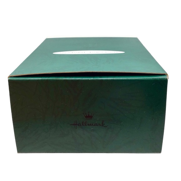 Hallmark 1995 “Collecting Memories” Ornament - Picture 12 of 13